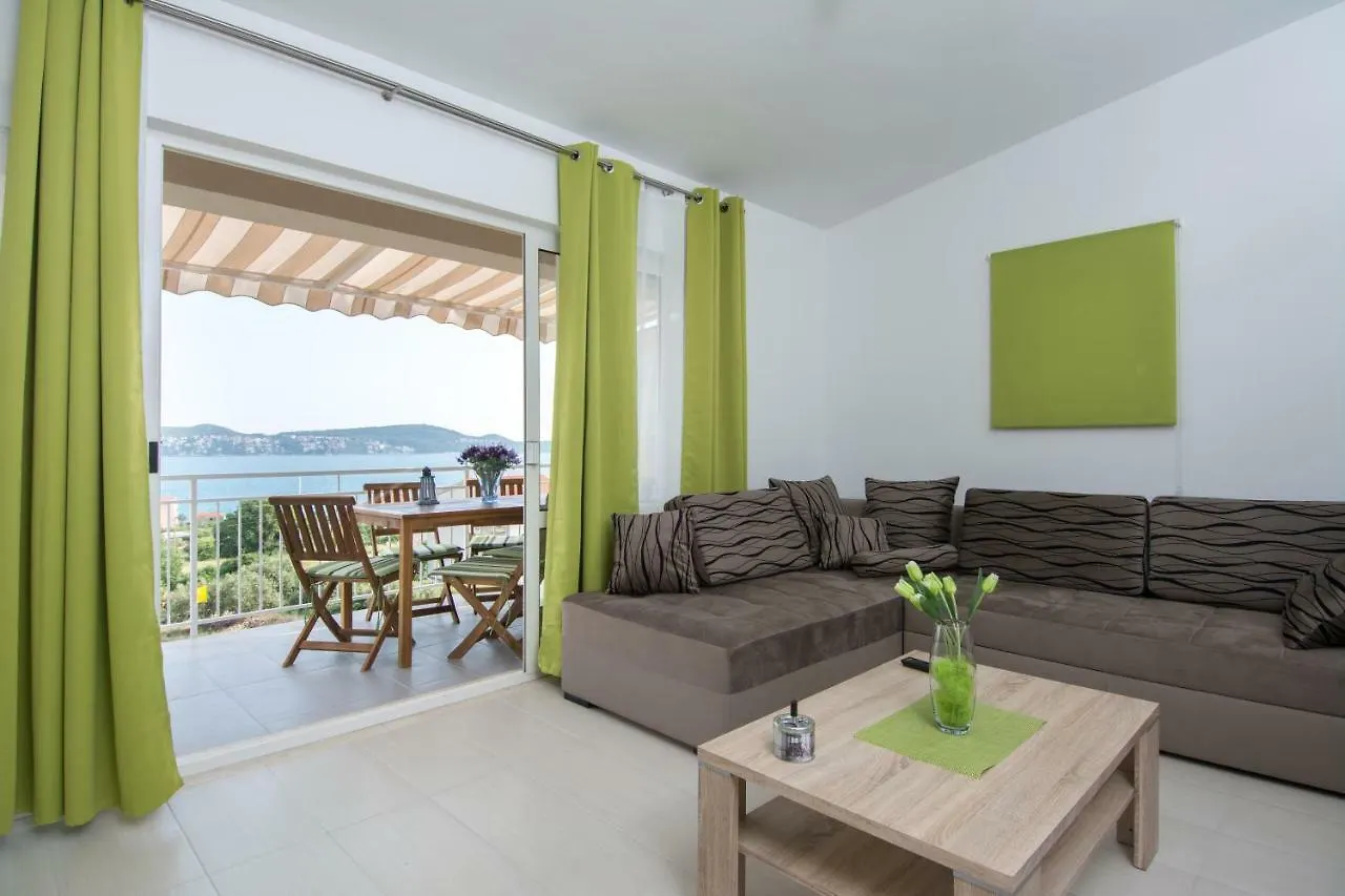 Apartments Iva Trogir