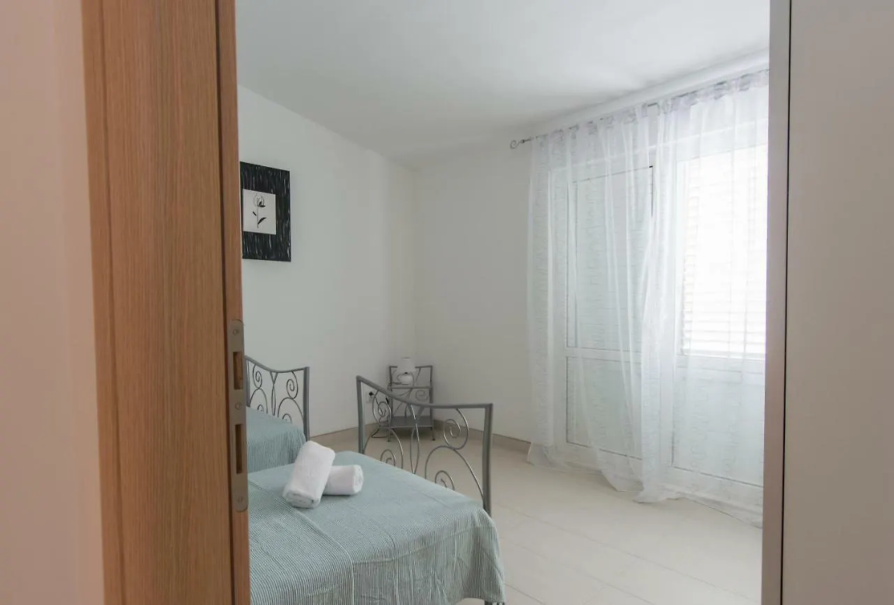 Apartments Iva Trogir