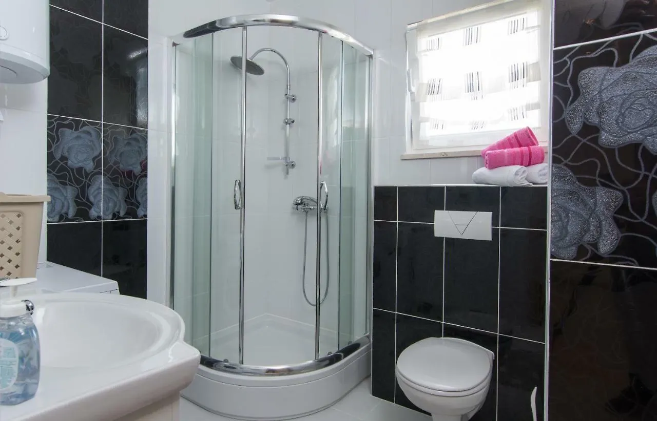 Apartments Iva Trogir