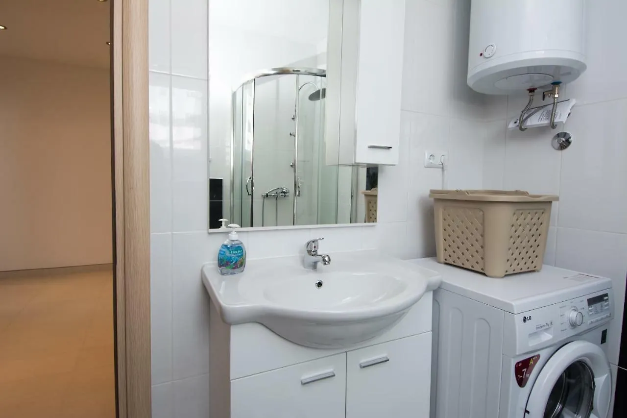 Apartments Iva Trogir 0*,