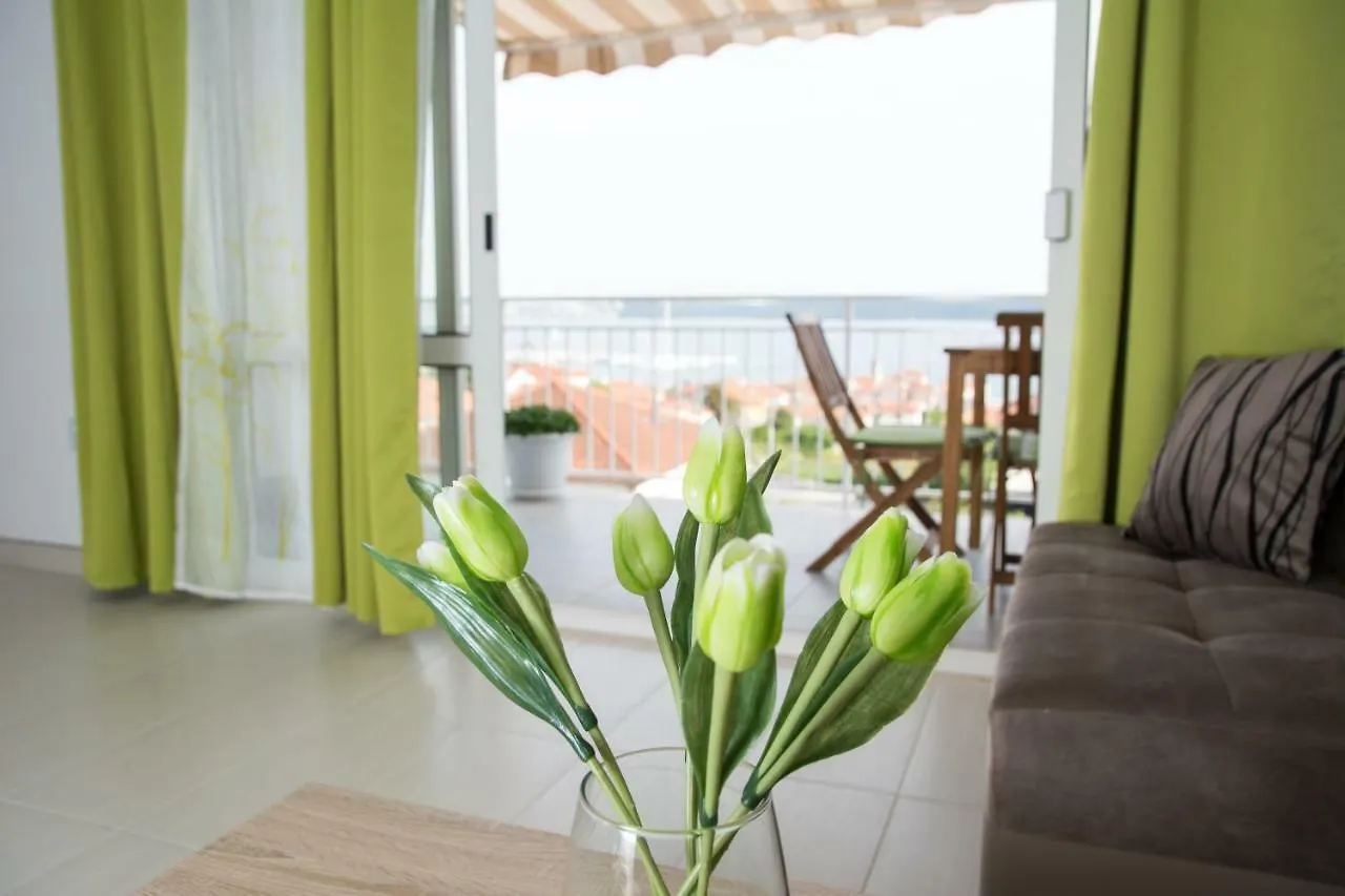 Apartments Iva Trogir